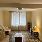 Spacious In With Garden Ginoles