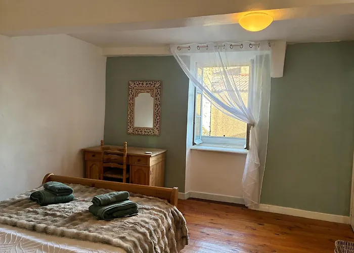 Casa vacanze Spacious In With Garden *