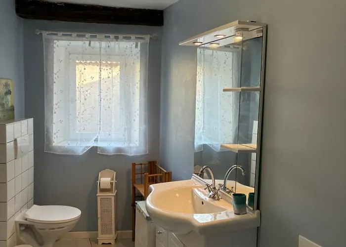 Casa vacanze Spacious In With Garden